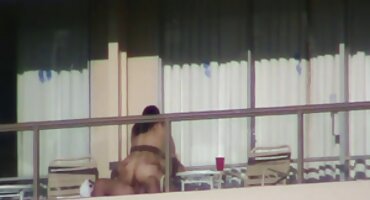 প্রেমিকা একটি রাশিয়ান কষাকষির সরু পাছায় শুক্রাণু দিয়ে বিএফ সেক্সি ফুল এইচডি শেষ।