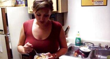 একটি সুন্দর স্বর্ণকেশী ইন্ডিয়ান সেক্সি বিএফ ভিডিও গাধা একটি কঠিন বল্টু রোপণ