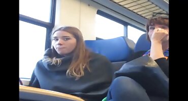 স্টকিংস মধ্যে একটি পরিপক্ক ছানা দুই ছেলের লালসা বিএফ সেক্সি সন্তুষ্ট এবং নিজেকে আনন্দিত