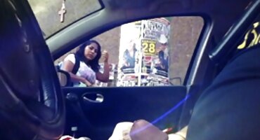 স্ত্রী তার বন্ধুকে সেক্সি ভিডিও বিএফ তার স্বামীর সাথে পায়ু সহবাসের জন্য ডেকেছিল, কারণ সে ভয় পায়।