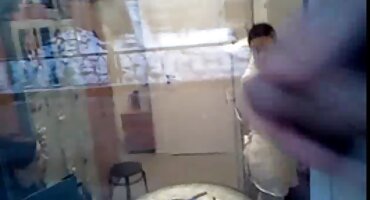 স্বামী তার যুবতী স্ত্রীর বিএফ সেক্সি ভিডিও পাছায় আটকে গেল।