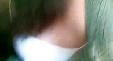 রাশিয়ান কিশোর একই সময়ে পাছা এবং ভগ fucked হিন্দি সেক্সি বিএফ হিন্দি