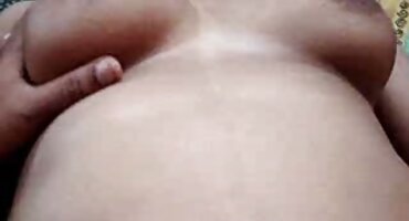 অবিশ্বস্ত সেক্সি সেক্সি বিএফ স্ত্রী সব ফাটল মধ্যে কর্মক্ষেত্রে তার স্বামীর বন্ধুদের সঙ্গে fucks