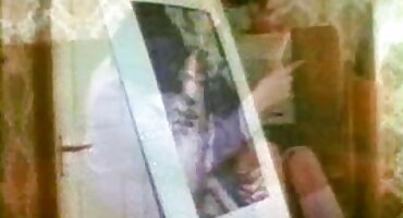 আবদ্ধ খোকা বিএফ বিএফ সেক্সি বিএফ একটি নৃশংস মানুষ দ্বারা তার গাধা fucked পায়