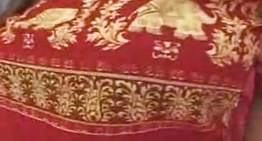 মেয়েরা ব্লোজব দেয় এবং পায়ু থ্রিসমের আগে বাংলা সেক্সি বিএফ হস্তমৈথুন করে।