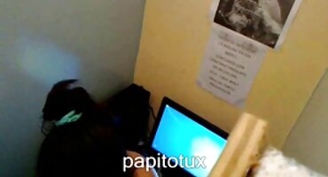 Voronezh থেকে একটি কোলাহলপূর্ণ যুবতী মেয়ের সেক্সি বিএফ সেক্সি সাথে রাশিয়ান ভাষায় পায়ূ সেক্স