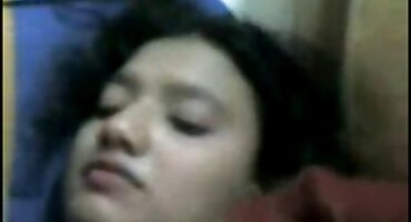 ঢালাই এ একটি সংকীর্ণ হিন্দি বিএফ সেক্সি ফার্ট মধ্যে স্টকিংস মধ্যে কঠোরভাবে চামড়া fucked