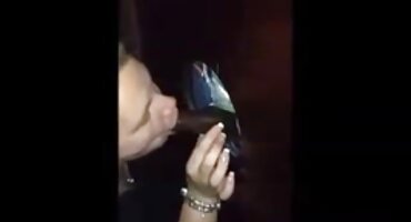 শ্যামাঙ্গিনী বিএফ বিএফ সেক্সি বিএফ পায়ে তার asshole fucked হার্ড ডিক থ্রোটিং পরে