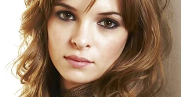 একজন পুরুষ বিএফ সেক্সি বিএফ একটি পায়ু ঢালাই এ সৌন্দর্য এর ফাঁক একটি সদস্য বিকশিত হয়েছে