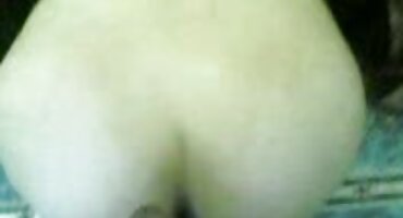 একটি কালো মানুষ একটি ঢালাই এ সেক্সি বিএফ ভিডিও একটি রাশিয়ান স্বর্ণকেশী fucked এবং মোটা কাম দিয়ে তাকে খাওয়ানো